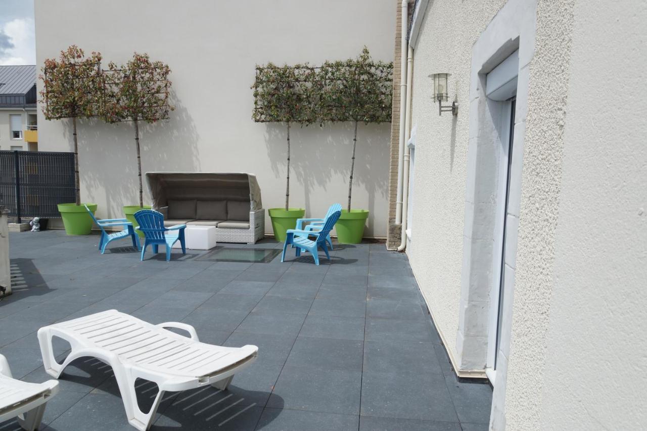 72M² Avec Terrasse Dans Demeure Angevine De 2 Etages Apartment Angers Exterior photo